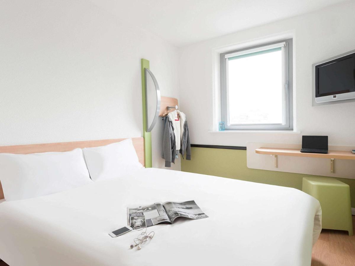Ibis Budget Bradford Брадфорд Экстерьер фото